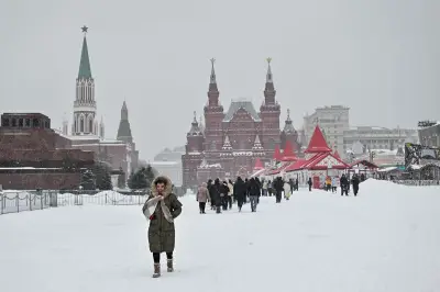 Moscou paralysée par une tempête de neige tardive au printemps