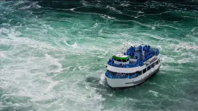 Naufrage d'un ferry à Bali : 4 morts et 30 disparus en mer déchaînée