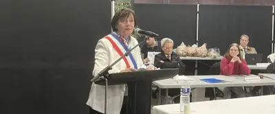Pascale Bordes inaugure la Maison référendaire à Bagnols-sur-Cèze pour renforcer la démocratie locale