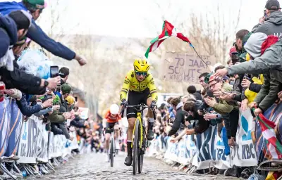 Pauline Ferrand-Prévot au départ de Paris-Roubaix pour un doublé historique