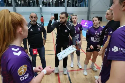 Pessac s'impose face à Nîmes en handball féminin pour son dernier match à domicile