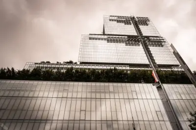 Procès ordonné pour sept hommes d'ultradroite, dont militaires et ex-policier