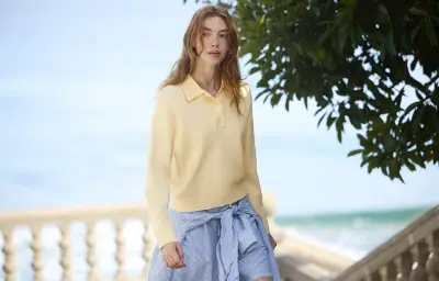 Pull col polo en coton doux UNIQLO : confort et style à 39,90 €