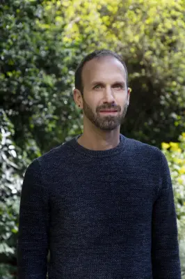 Renaud de Chaumaray reçoit le prix L'Envol de Biscarrosse pour son roman « Quitter la vallée »