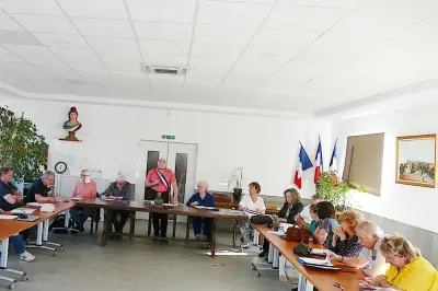 Régusse : répartition des commissions et création d'emplois au conseil municipal
