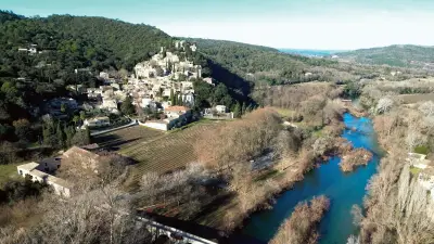 Rhodanie révèle des trésors historiques du Gard : des guerres napoléoniennes aux sépultures romaines