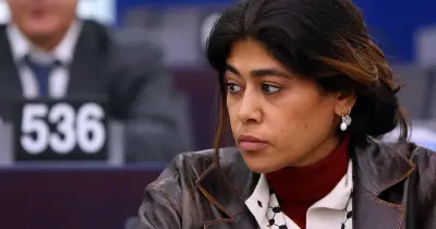 Rima Hassan jugée pour apologie de terrorisme en ligne : l'immunité parlementaire en question
