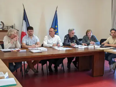Rouffignac-Saint-Cernin : le nouveau maire Philippe Perrier installe son équipe municipale