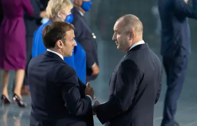 Roumen Radev, l'ex-président bulgare prorusse, remporte les législatives avec une majorité absolue