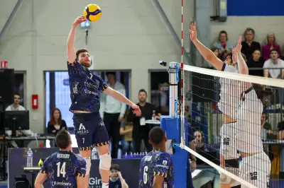 Saint-Jean-d'Illac s'impose en cinq sets face à Fréjus en Ligue B de volley