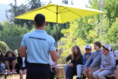 À Saint-Zacharie, les gendarmes sensibilisent les écoliers au permis Internet
