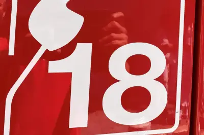 Sainte-Maxime : une habitante relogée après un feu de haies dans son jardin