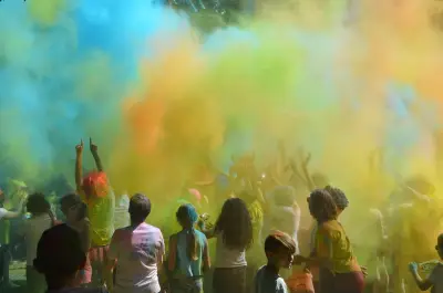 Sarlat Color : La course pigmentée revient pour une édition festive au cœur du Périgord