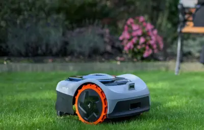 Segway Navimow : le robot tondeuse intelligent qui révolutionne l'entretien des jardins