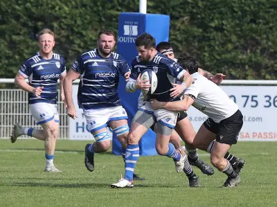 Soustons éliminé en barrages après un combat acharné à Issoire