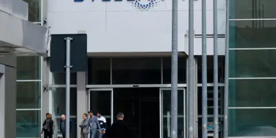 Stellantis rappelle 700 000 véhicules mondialement pour un risque d'incendie critique