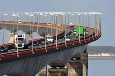 Touristes et continentaux, principaux financeurs du péage du pont de Ré en 2025