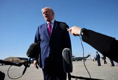 Trump annonce le déblocage du détroit d'Ormuz, l'Iran dément le passage de navires US