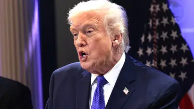 Trump annonce un droit de douane mondial de 10% après le revers de la Cour suprême