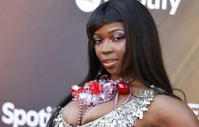 Trump prolonge la trêve au Liban, Lecornu dévoile un plan logement, Theodora triomphe aux Flammes