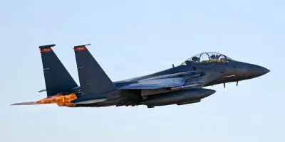 Un avion de combat américain abattu par l'Iran, sort de l'équipage incertain