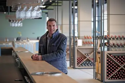 Uniré cherche un nouveau directeur après le licenciement de Christophe Barthère