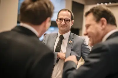 Vauvert : le nouveau maire RN censure un festival de jazz, la culture en débat