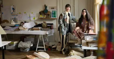 Yto Barrada dévore la Biennale avec son Saturne vénitien