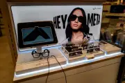Afflelou et Krys se lancent dans les lunettes connectées, un marché en pleine expansion