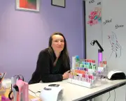 Anne-Laure Gondonneau ouvre NaiLaure, un salon d'onglerie artistique à Saint-Pierre-d’Eyraud