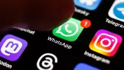 Arnaque aux bons carburants Leclerc : vigilance face aux faux cadeaux de 250 euros sur WhatsApp