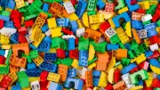 Arnaque aux Lego : un Américain remplaçait les pièces par des pâtes