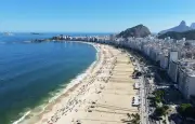Arnaque à Copacabana : une touriste britannique facturée 1 700 € pour des brochettes