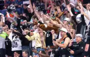 Aux États-Unis, les premiers ultras de la NBA créés par Victor Wembanyama