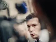 Bardella, garant des institutions, doute de la justice française