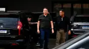 Bolsonaro reconnaît avoir tenté de détacher son bracelet électronique