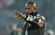 Booba absent à son procès pour cyberharcèlement et injures racistes à Paris