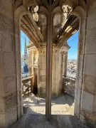 Bordeaux redécouvert : comment un guide transforme les promeneurs en détectives urbains