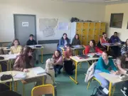 Buddy, le labrador médiateur qui apaise les élèves du lycée Notre-Dame