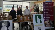 Béziers : l'Espace Renaissance et les étudiants solidaires distribuent des kits d'hygiène à l'IUT