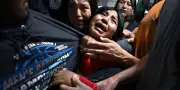 Carol Guzy remporte le World Press Photo avec un cliché sur la séparation des migrants