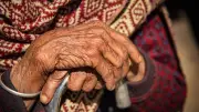 Chirurgien ampute son père de 90 ans à domicile : arrêté pour homicide