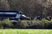 Collision mortelle d'un TGV avec un convoi militaire dans le Pas-de-Calais : un mort et 15 blessés