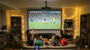 Coupe du Monde 2026 : Créez votre setup home cinéma idéal avec projecteur et barre de son
