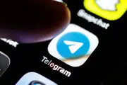 Des dizaines de milliers de photos de femmes partagées sans consentement sur Telegram, une ONG alerte