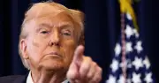 Donald Trump menace l'Iran : centrales électriques et ponts dans le viseur, au mépris du droit international