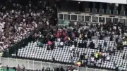 Drame à Alger : un mort et 11 blessés après effondrement d'une barrière au stade