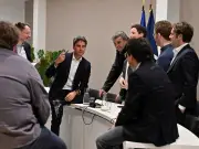 Gabriel Attal se lance dans la présidentielle avec un livre manifeste et un projet de 