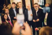 À gauche, l'absence de candidat n'empêche pas la maturation des idées politiques