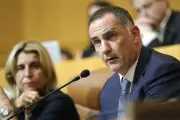 Gilles Simeoni quitte la présidence de la Corse après son élection à Bastia